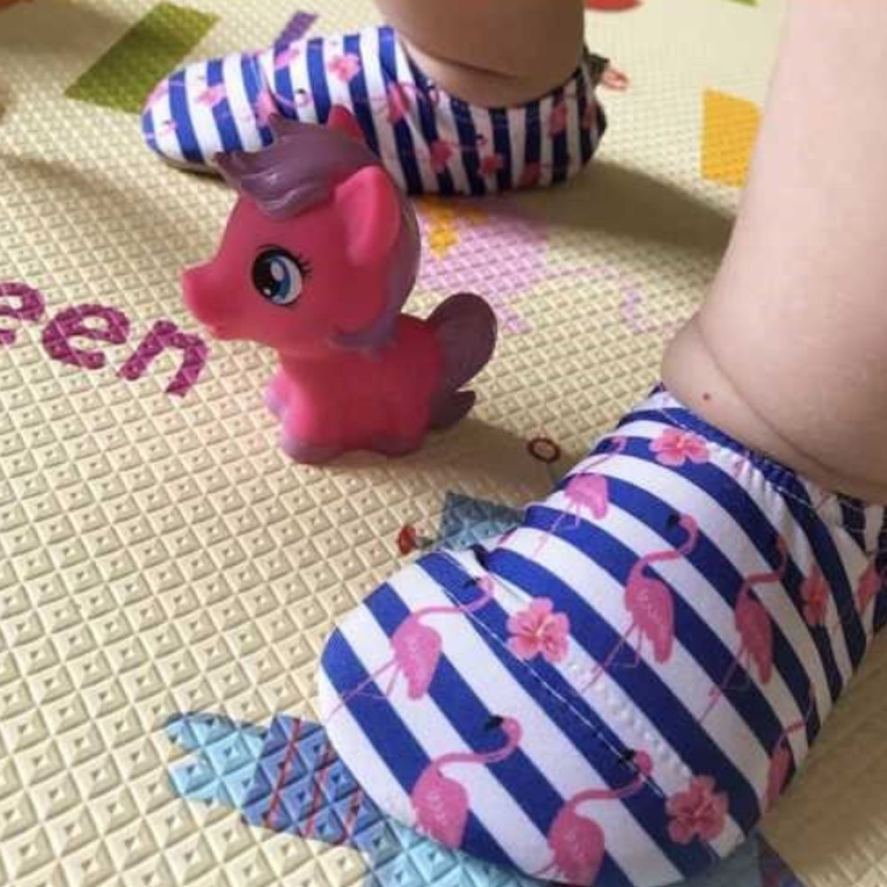 Escarpines SlipStop Flamingos Azul