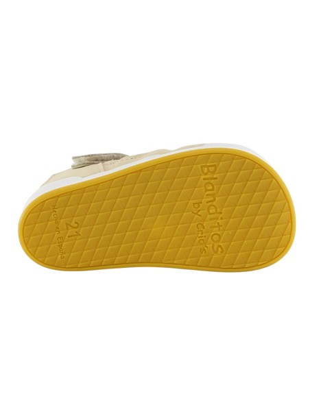 Sandalias cerradas barefoot Blanditos Estela Vainilla