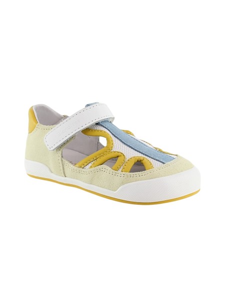 Sandalias cerradas barefoot Blanditos Estela Amarillo