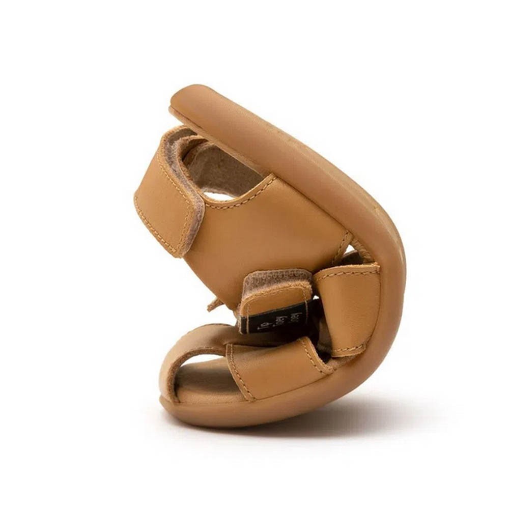 Sandalias barefoot Tip Toey Joey Sand Camel