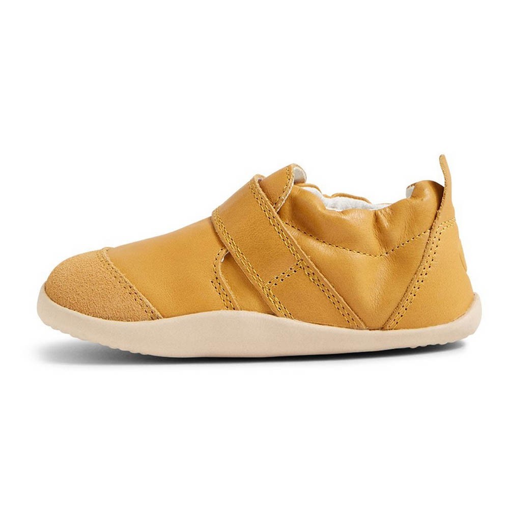 Zapatos respetuosos Bobux Marvel Mostaza