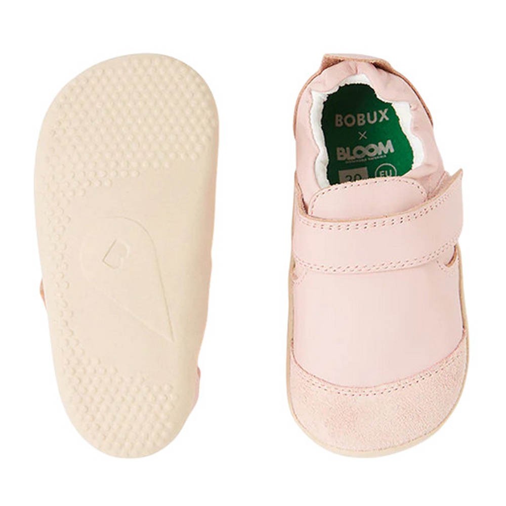 Zapatos respetuosos Bobux Marvel Rosa