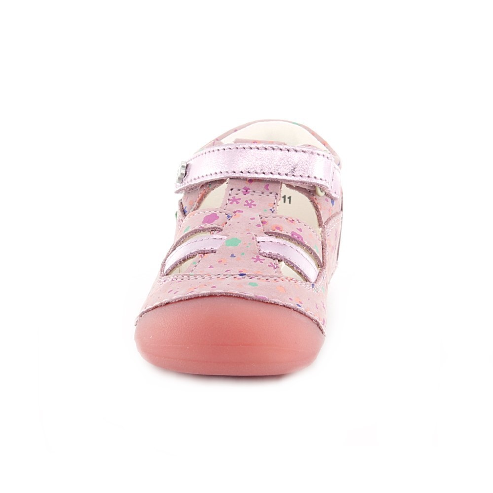 Sandalias cerradas Kickers Sushy Rosa
