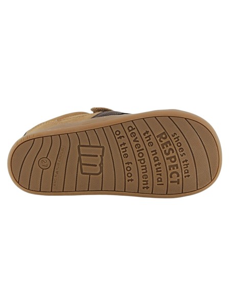 Zapatos respeetuosos Mustang Free 48949 Marrón