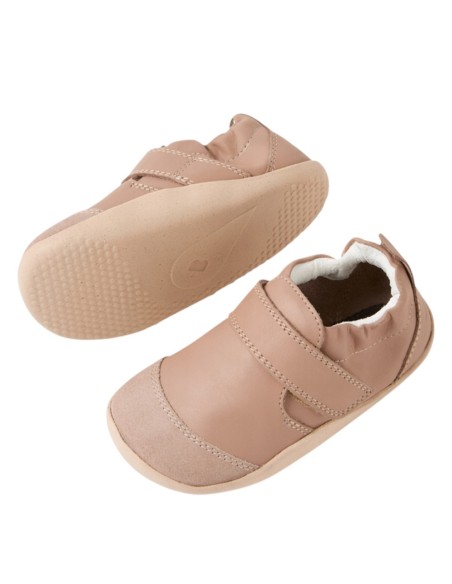 Zapatos primeros pasos Bobux Marvel Taupe