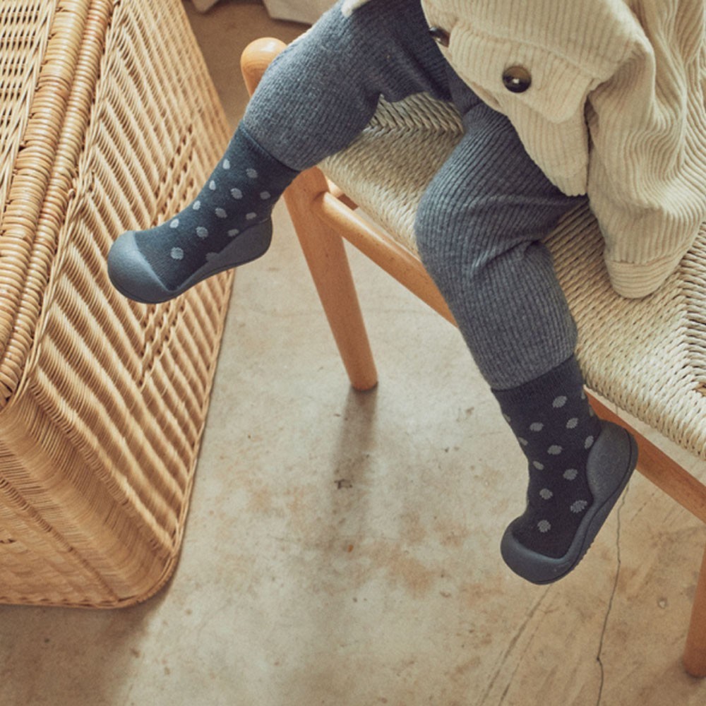 Zapatos Attipas Dot Dot Gris